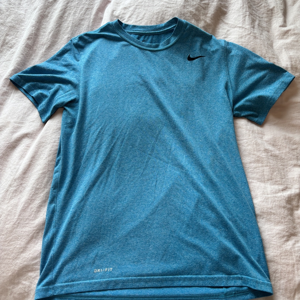 Nike Women's Blue Short Sleeve Tee